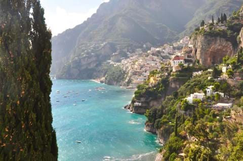 Experience the Amalfi Coast on guided Italy holiday image