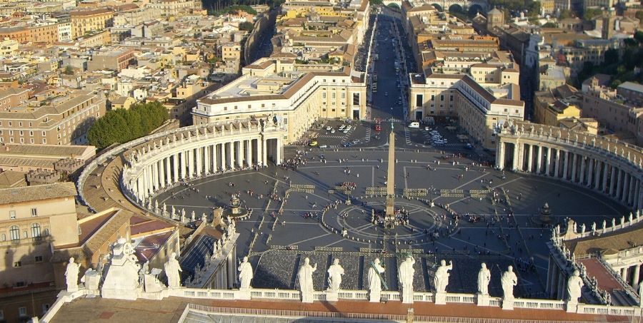 Visit Vatican on guided Rome trip