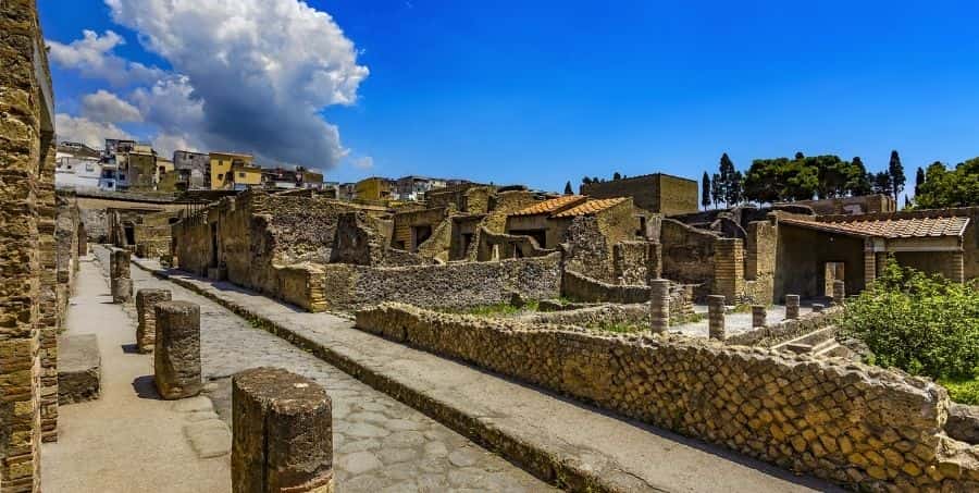Visit Herculaneum on Sorrento holiday