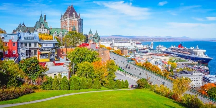 Guided tour of Quebec