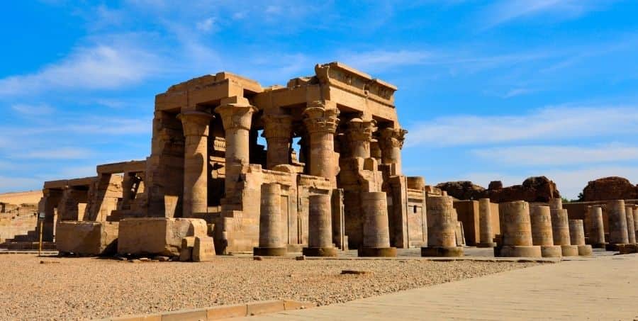 Guided tour of Kom Ombo temple