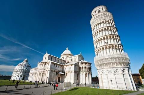 Visit Piazza Dei Miracoli Home Of The Most Iconic Building In Italy The Leaning Tower image