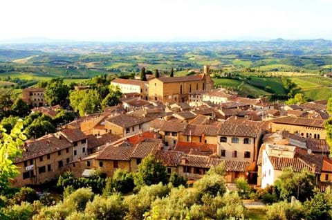 Experience Christmas In Tuscany On A Guided Holiday image