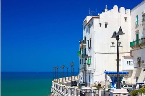 Guided holidays to Puglia image