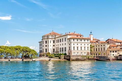 Explore Bella Island Lake Maggiore Excursion image